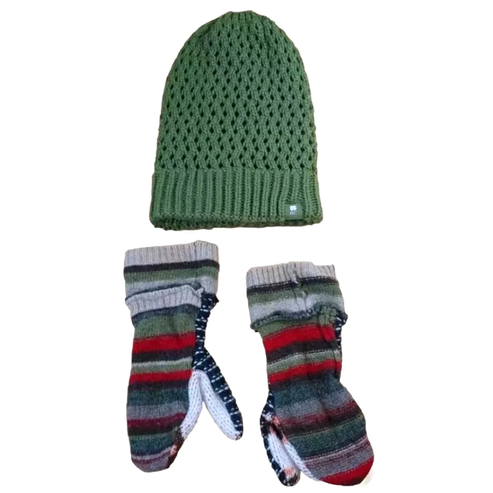 Boho Green Acrylic Cable Knit Hat Wool Alpaca Mittens Glove Set Woman One Size
